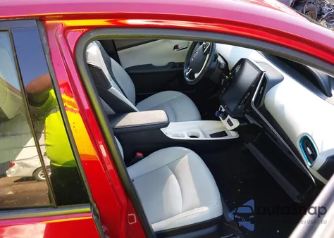 2018 Toyota Prius Prime Advanced from USA, damaged, VIN JTDKARFP0J3078938